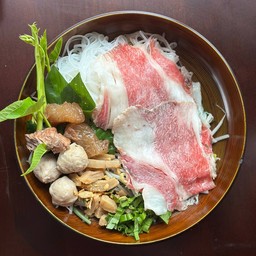 ก๋วยเตี๋ยวเนื้อเสือร้องไห้วากิว