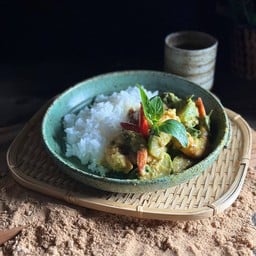 ข้าวเขียวหวานกุ้ง