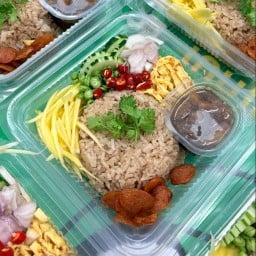 ข้าวคลุกกะปิ และ ข้าวคลุกน้ำพริก รัษฎา ถนนรัษฎา