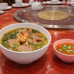 สุกี้รวมมิตรไม่เนื้อแบบน้ำ (ทานคนเดียว)