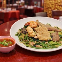 สุกี้แห้งรวมมิตรไม่ใส่เนื้อ