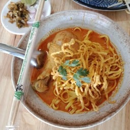 ร้านข้าวซอยคุณนัท