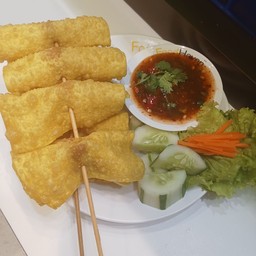 ลูกชิ้นทอดZAAB ZEED ศูนย์อาหารชั้น2โรบินสันกาญจนบุรี