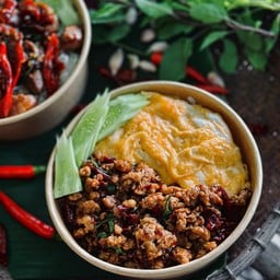 ข้าวกะเพราชาวหอ