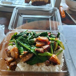 คน้าหมูกรอบ