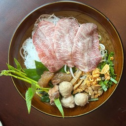 ก๋วยเตี๋ยวเนื้อใบพาย