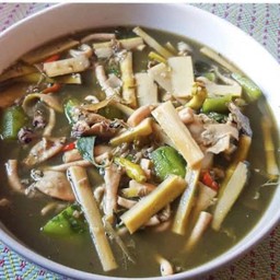 แกงหน่อไม้