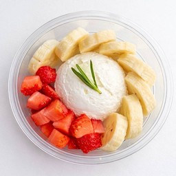 กรีกโยเกิร์ต1scoop+ สตอเบอรี่/กล้วย