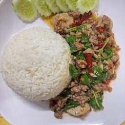 ข้าวกะเพราหมู
