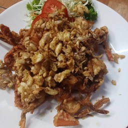 ปูนิ่มทอดกระเทียม