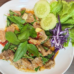 เนื้อผัดโหระพา