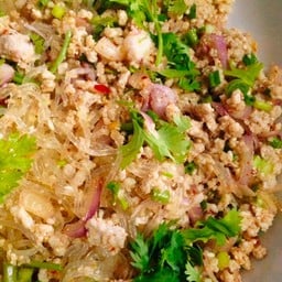 ลาบวุ้นเส้น