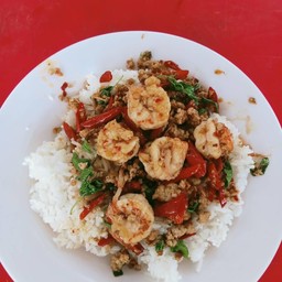 อาหารตามสั่งลุงต้อม หน้าโรงงานวิก