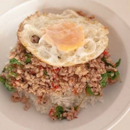 ส้มตำสายแซ่บ