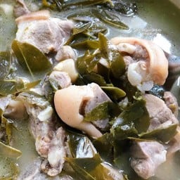 อิ่มสุข2  อาหารป่า