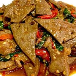 กระเพราตับหมูกับข้าว