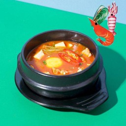 ซุปกิมจิซีฟู้ด (Kimchi soup with seafood)