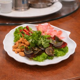 ไข่เยี้ยวม้าทรงเครื่อง