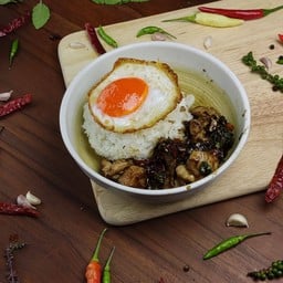 กะเพราเต้ย