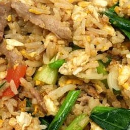 ข้าวผัดหมู (ใหญ่)