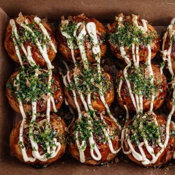 NN ทาโกะยากิ, ปีกไก่ทอดนิวออร์ลีนส์, ปังเย็น