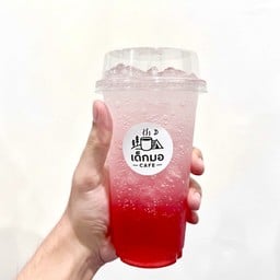 สตอเบอรี่โซดา