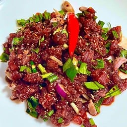 ร้านลาบร้อยเอ็ด ตลาดแสงทอง