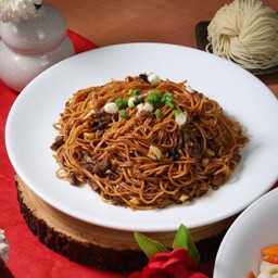 บะหมี่ผัดหมูสับซอสเต้าซี่