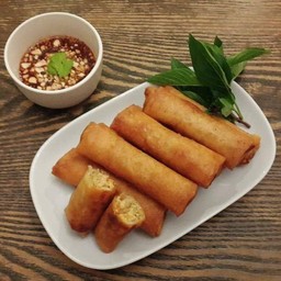 ปอเปี๊ยะทอด 3 พี่น้อง สาขา1