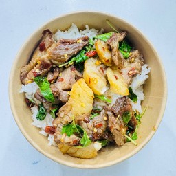 ข้าวกะเพราเสือร้องไห้ ไข่ต้ม 1 แถม 1 เท่านั้น