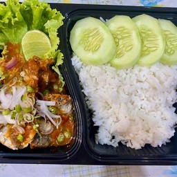 ข้าวยำปลากระป๋อง