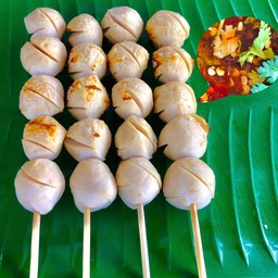 โฮม หมูปิ้งโบราณ-ลูกชิ้นปิ้งเตาถ่าน