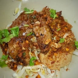 ต้อม เตี๋ยวเรือยกซด ซอยชมจันทร์