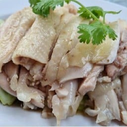 แม่เมข้าวมันไก่+ข้าวขาหมู+หมูแดง+หมูการอบหน้าสน.ดอนเมือง