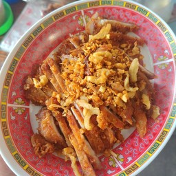 หมูสันคอ (ทอดกระเทียม)
