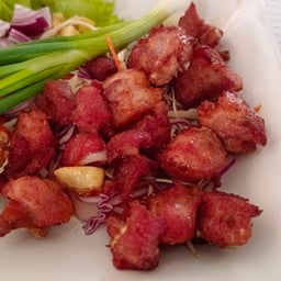 แหนมซี่โครงหมูทอด ทอดใหม่ร้อนๆ