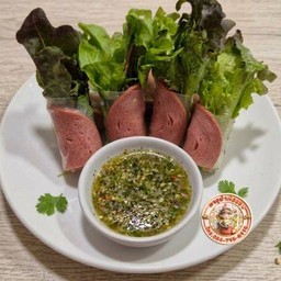 ลุยสวนโบโลน่าไก่ จำนวน 8 คำ