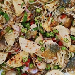 ยำขนมจีน