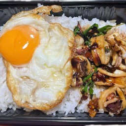 สารพัดกะเพราฟรีไข่byนายไอซ์ ไม่มี