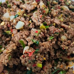 ก้อยคั่วเนื้อเสือ.แบบขมๆรสขมเผ็ดแช้ปแบบอีสาน