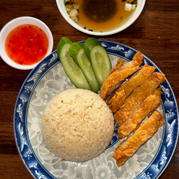 ชุดข้าวมันไก่ทอด