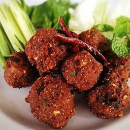 ลาบหมูทอด