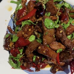 กะเพราหมูแดด  (กับข้าว)