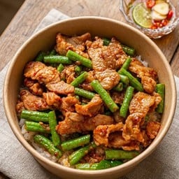 ป้านง ผัดกระเพรา