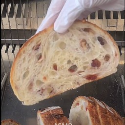 Cranberry Walnut (แครนเบอรี่วอลนัล)