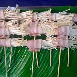 เบค่อนพันเห็ด (หม่าล่าปิ้งย่าง)