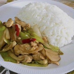 ข้าวผัดพริกอ่อนไก่