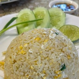 ข้าวผัด 
BIRDDAYHOUSE🦅เบริด์.เดย์.เฮ้าส์“