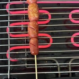 มุมซอยฟ้าใหม่ ลูกชิ้นปิ้ง&ขนมปังปิ้ง