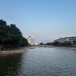 สวนสาธารณะเฉลิมพระเกียรติกาญจนาภิเษกเทศบาลเมืองมุกดาหาร